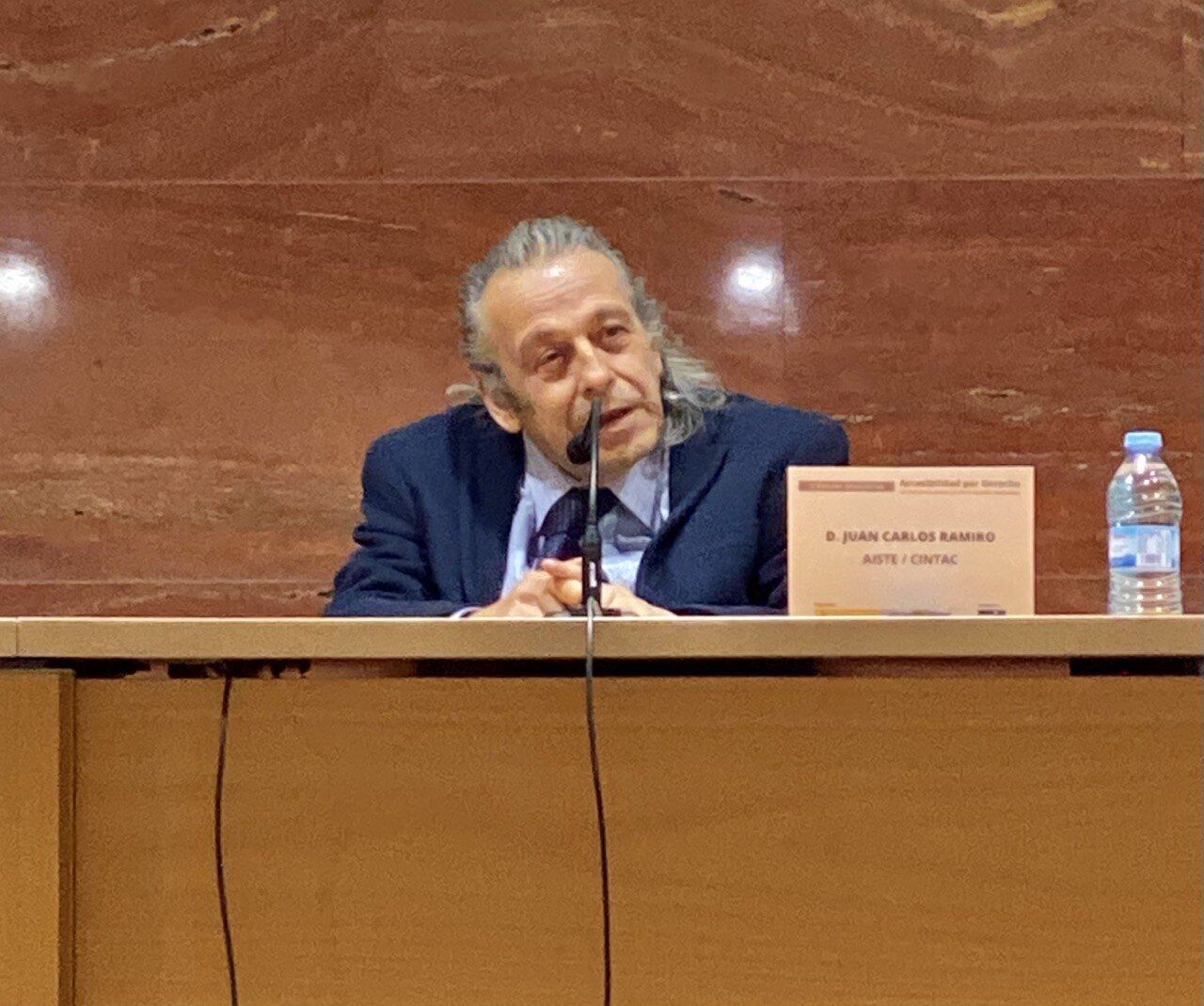 Juan Carlos Ramiro durante la intervencin