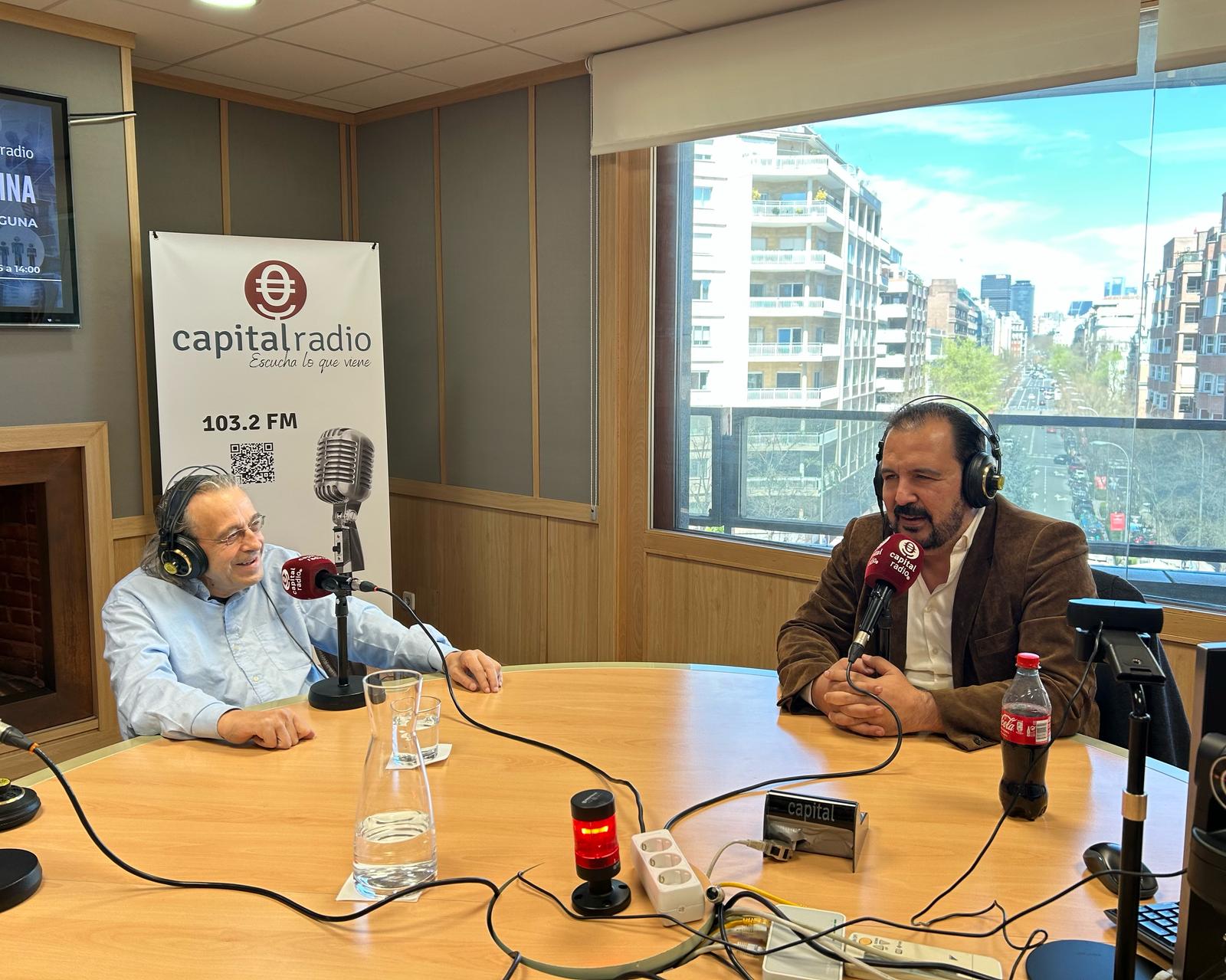 Juan Carlos Ramiro hablando