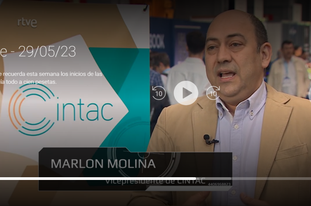 Marlon Molina hablando
